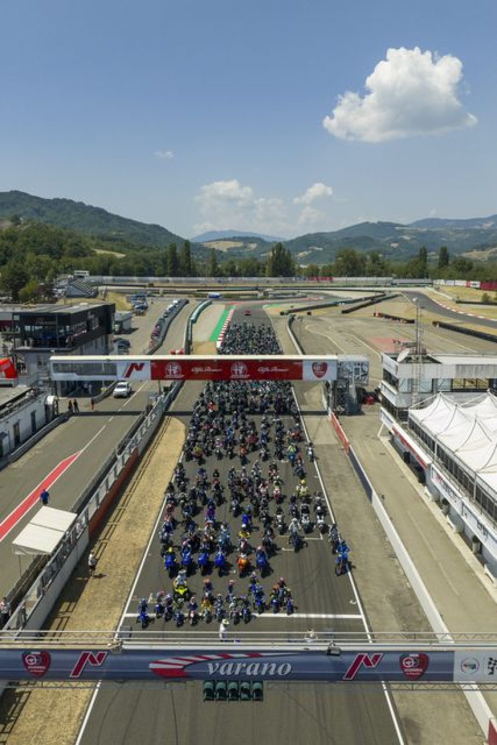Yamaha "Spirit of Challenge":  kesuksesan yang didukung oleh 5.000 penggemar
