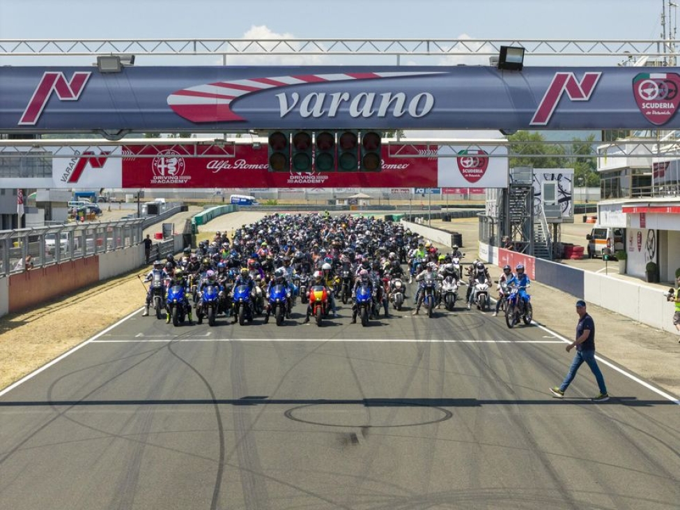 Yamaha "Spirit of Challenge":  kesuksesan yang didukung oleh 5.000 penggemar