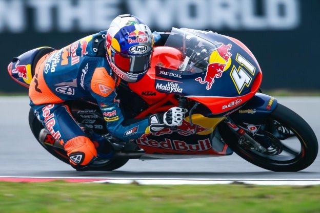 Brno: Binder fa il vuoto in Fp3