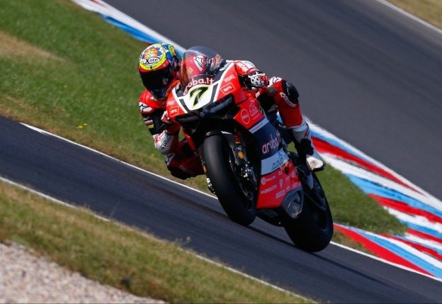 Lausitzring: ruggito di Chaz Davies, 2° Sykes