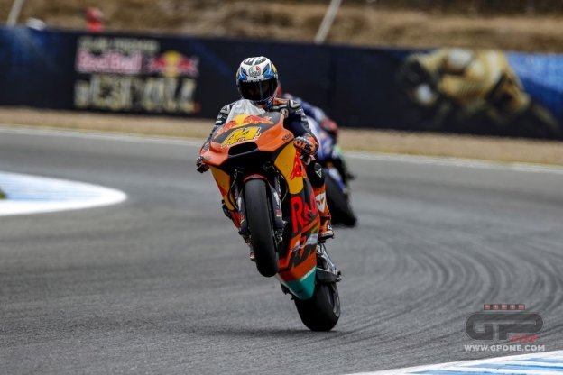 MotoGP: Espargarò porta in Top 10 KTM: più sorpreso che felice