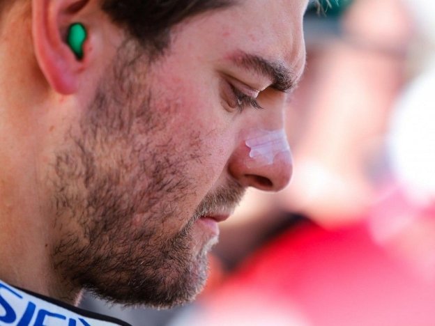 MotoGP: Infortunio al dito per Crutchlow, GP di Misano a rischio