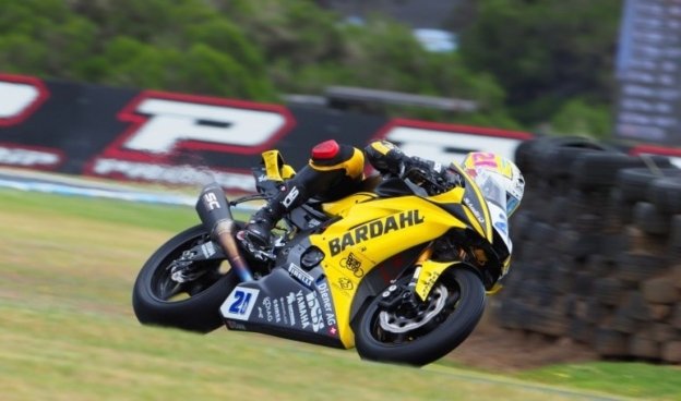 SBK: SSP: Krummenacher si prende il warmup, 7° Caricasulo