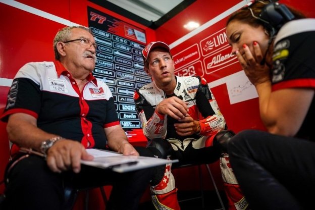SBK: Aegerter sulla Honda per la 8 Ore di Suzuki