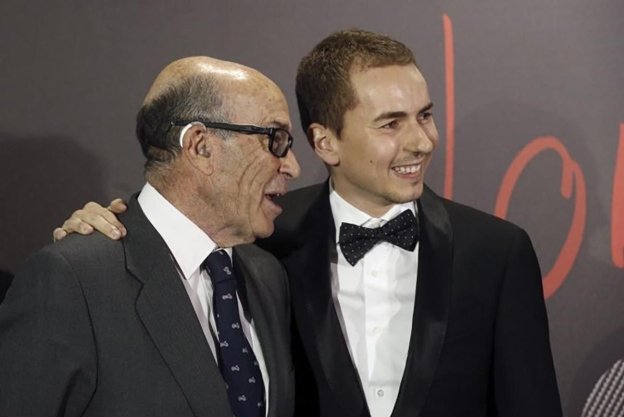 MotoGP: ULTIM'ORA. Lorenzo convoca una conferenza stampa, il ritiro è vicino