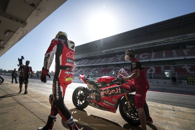 SBK: Mercato Ducati: Davies in bilico, per Rinaldi è la grande occasione