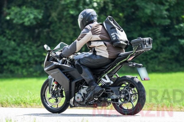 Moto - News: KTM RC 390 2021: ecco il prototipo della piccola sportiva austriaca