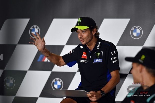 MotoGP: Rossi: "L'incidente non mi ha fatto cambiare idea: nel 2021 correrò"