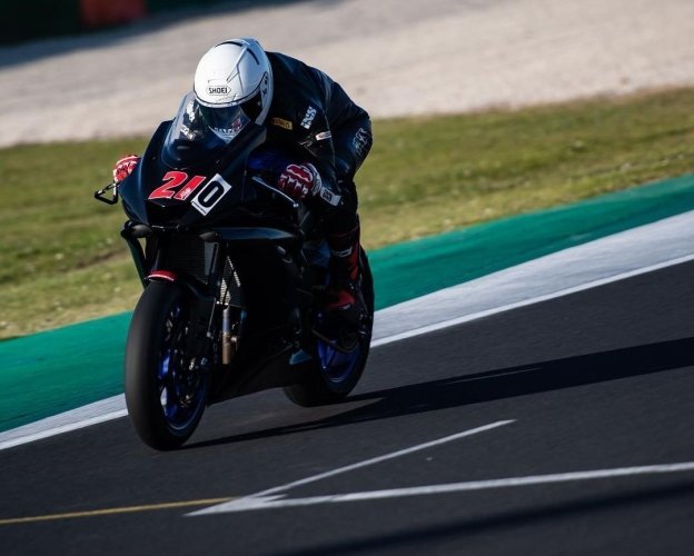 SBK: Nuova vita: Randy Krummenacher torna in pista con la Yamaha R6