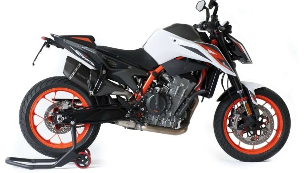 Moto - News: KTM 890 Duke R: arrivano gli scarichi di HP Corse
