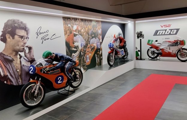 SBK: Moto dei Miti riapre e si prepara al decennale del titolo iridato di Checa
