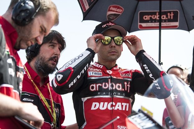 SBK: Alvaro Bautista torna in Ducati e si porta Giulio Nava