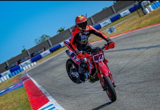 Moto3: Surra e Moreira: dalla Moto3 alla Supermoto e subito vincenti
