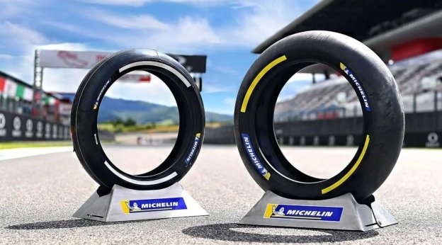 MotoGP: Michelin nel 2024 con gomme...all'arancia con il 40% di materiali riciclati