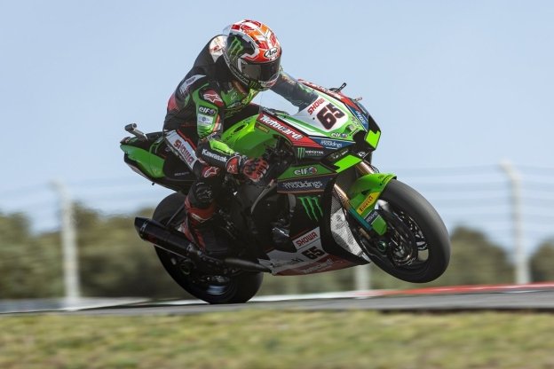 SBK: Pole strepitosa di Rea a Portimao, 2° Toprak senza saponette, 9° Bautista