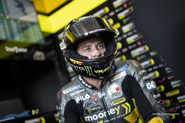 MotoGP: Mille euro di multa a Bezzecchi per uno spintone a un commissario