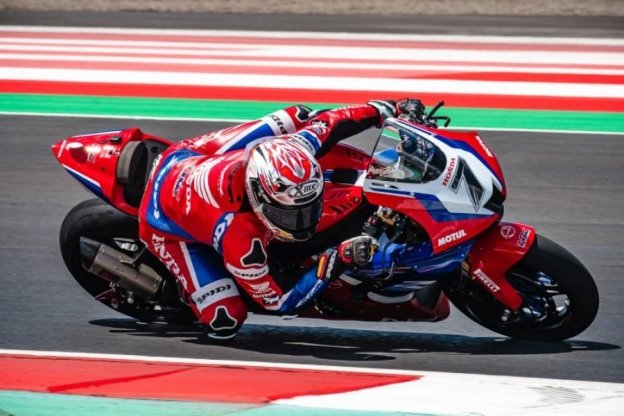 SBK: Tegola per Lecuona: frattura alla vertebra e alla parte sinistra dell’osso sacro