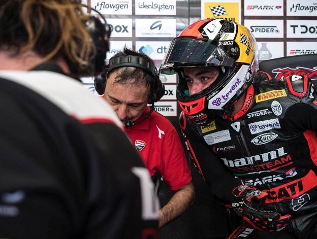 SBK: Danilo Petrucci squalificato da Gara 1 a Barcellona
