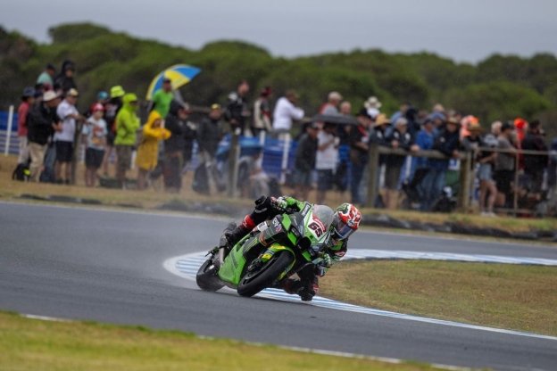 SBK: Pazza Most: Rea vince Gara 1 davanti a Toprak e Petrucci, 12° Bautista