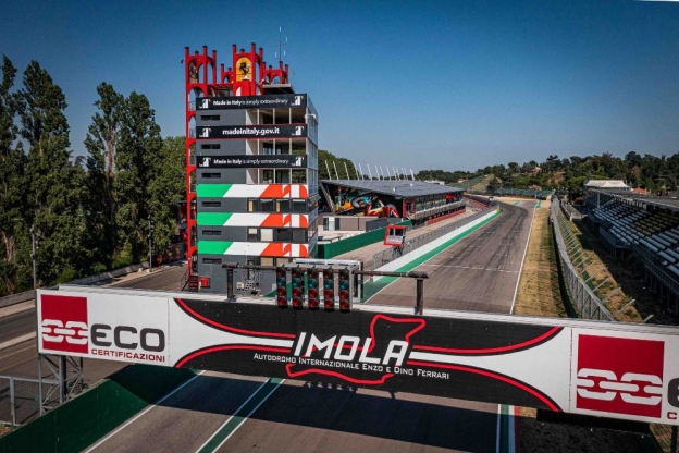 SBK: Superbike Imola: gli orari in tv su Sky, TV8 e NOW