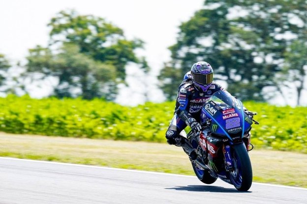 SBK: O’Halloran in pole, Rabat 3° a sorpresa nel BSB a Snetterton