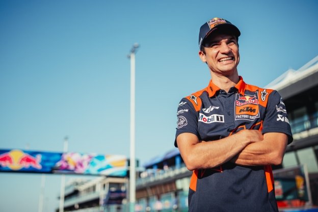 MotoGP: Pedrosa scherza con Acosta: "Spero che a Jerez mi darai la tua scia"