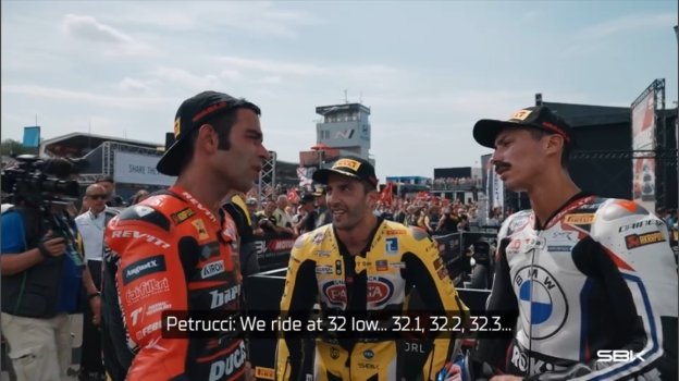 SBK: Iannone e Petrucci smascherano Toprak: “Tu stai giocando!”