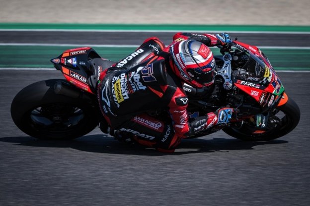 SBK: CIV Mugello: problemi per Delbianco in Gara 1, Pirro trionfa e vede il titolo