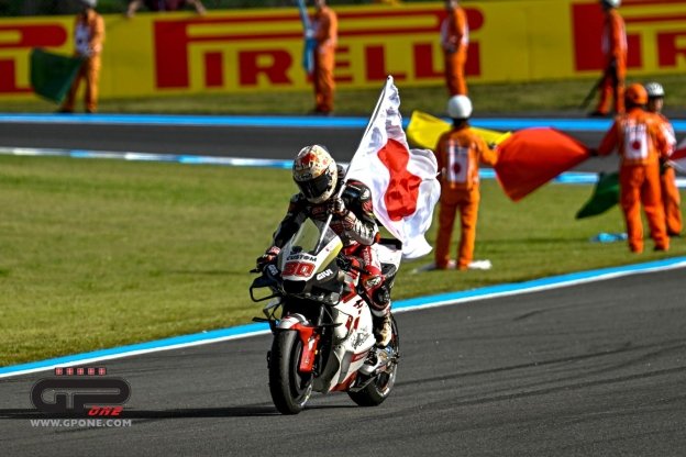 MotoGP: Nakagami: "E' stata una domenica speciale, al ritorno ai box mi sono commosso"