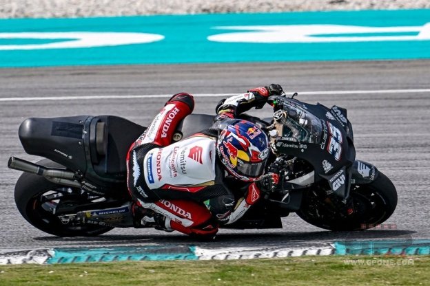 MotoGP: Chantra: “La MotoGP è un razzo, ho le spalle distrutte”