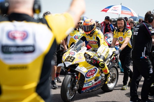 SBK: Iannone: "Il mio futuro? In questo momento mi fermerei"