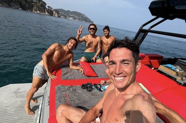 MotoGP: Aleix Espargaro & Jorge Martin, festa in barca e vino tinto...da 340 €!