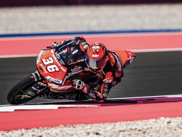 Moto3: Piqueras trionfa a Barcellona davanti ad un incontenibile Rueda