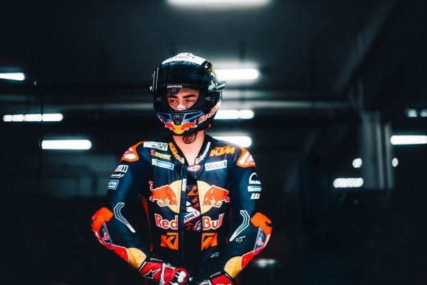 MotoGP: Acosta: "Ho imparato ad essere come il bamboo, ma oggi ho sbagliato gomme" 