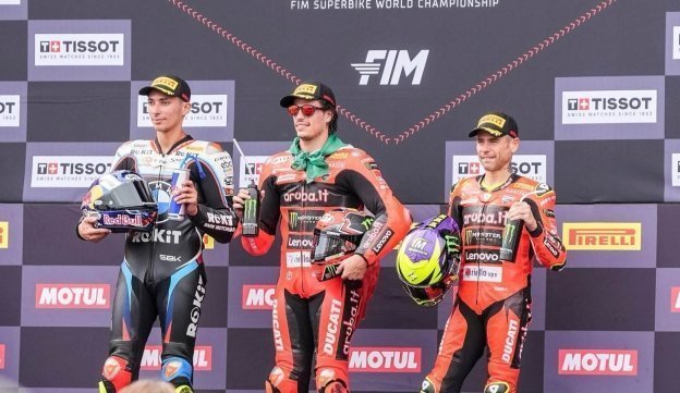 SBK: Bulega: "Bagnaia me escribió: ¡me dijo dónde escaparme para vencer a Toprak!"