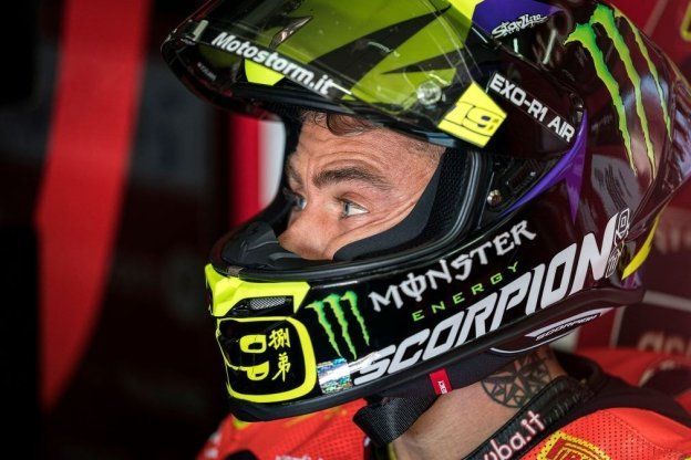 SBK: Doccia fredda per Bautista: tutti i piloti Yamaha revocano la firma alla petizione!