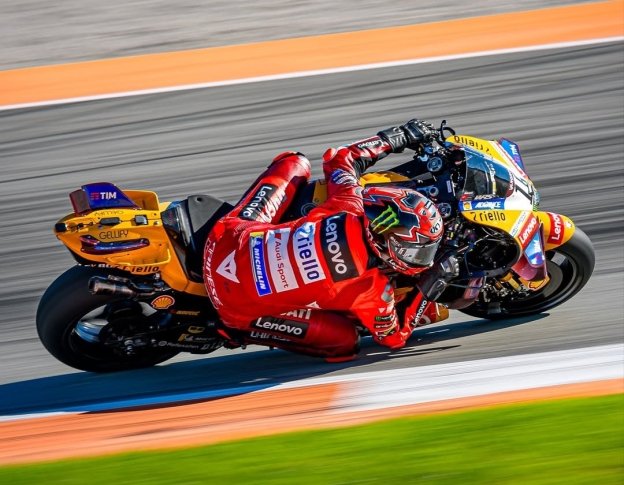 MotoGP: La Ducati GP27 prende forma: Nicolò Bulega verso i primi test