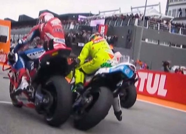 MotoGP: Aleix Espargaro: "Meno male che Morbidelli non mi ha preso il piede!"