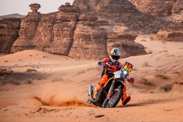 Dakar: Benavides kembali tampil menonjol di etape 7. KTM meraih dua kemenangan berkat Canet.