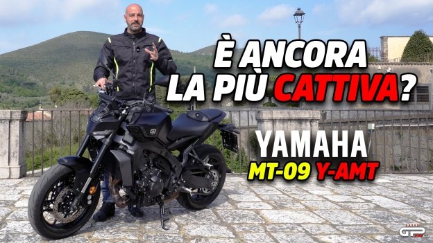 YAMAHA MT-09 dan AMT