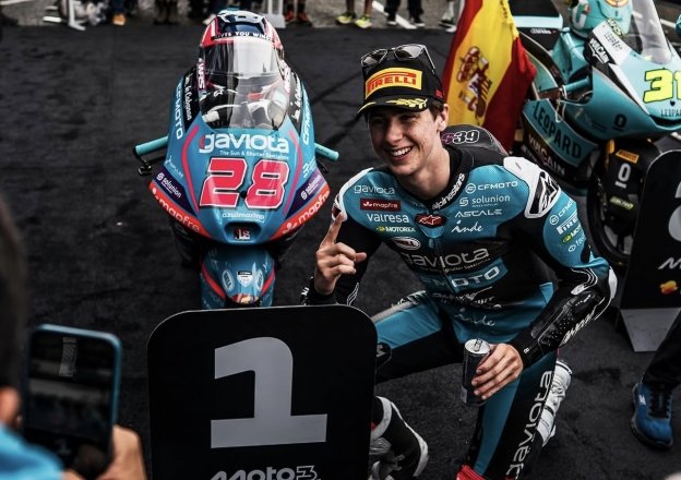 Quiles: "¿La comparación con Márquez? Me motiva, quiero hacer historia"