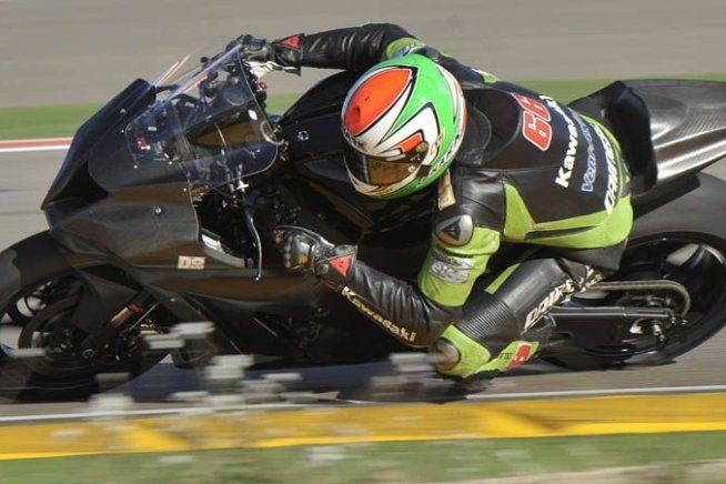 Moto - News: SBK: Tre piloti per la Kawasaki