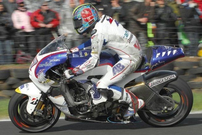 Moto - News: Abraham,  due giri al limitatore