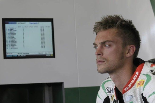 Moto - News: Camier con la Suzuki Crescent