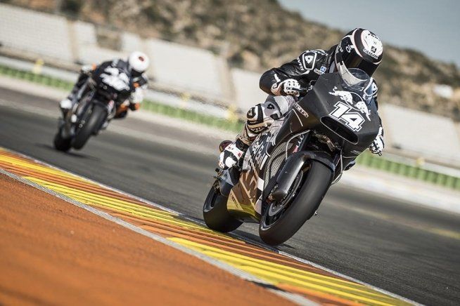 Valencia: il meteo non ferma i test KTM