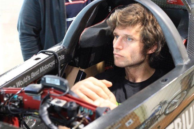 Guy Martin e Triumph pronti per il record di velocità