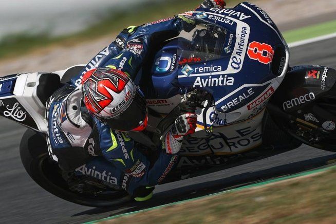 MotoGP: Pioggia protagonista, Barbera sorprende Marquez, 15° Rossi