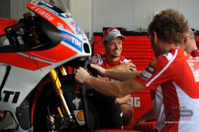 MotoGP: Test Malesia, Stoner guida i 'magnifici 10' tester a Sepang