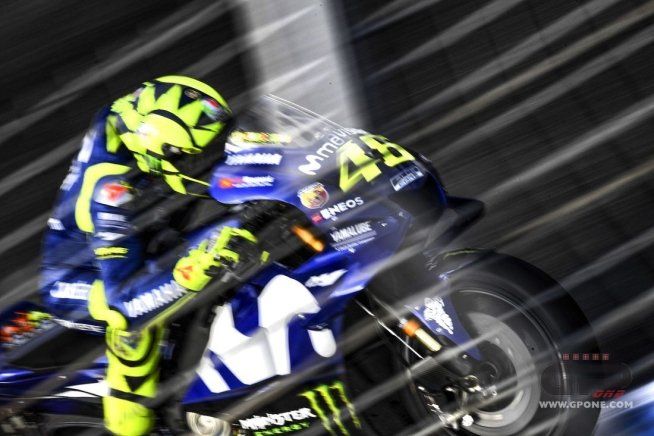 MotoGP: Valentino Rossi: 5 o 6 piloti più veloci di noi