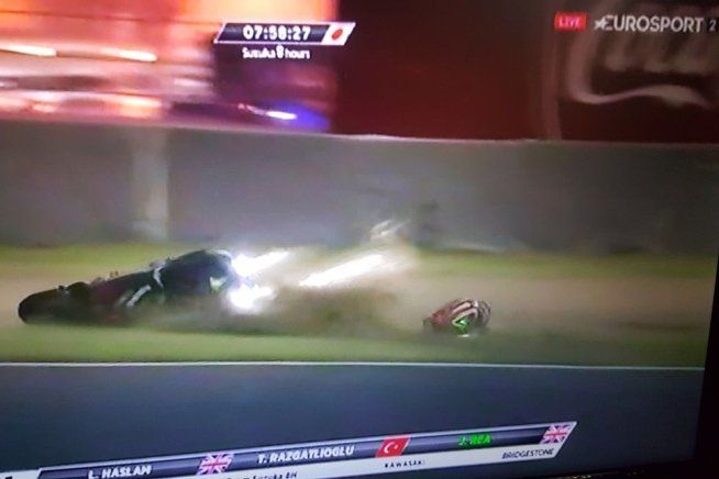SBK: Suzuka: beffa Kawasaki, Rea cade a un minuto dalla fine, è trionfo Yamaha